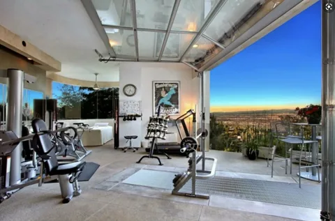 Renting a Villa for Sports Team Pre-Season Training